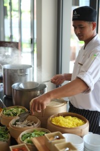 Breakfast-buffet-at-AVC-Phuket-1.-Noodle-station.-Photo-Jarvis-Oxley-200x300