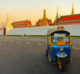 grand palace and tuktuk