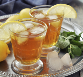ดื่มด่ำดับกระหายกับชาเย็นรสชาติกลมกล่อม ในเดือนแห่งการดื่มชาเย็นประจำชาติ